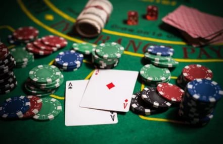 Fitur lengkap aplikasi duniabet99 slot live casino dan taruhan olahraga di ponsel